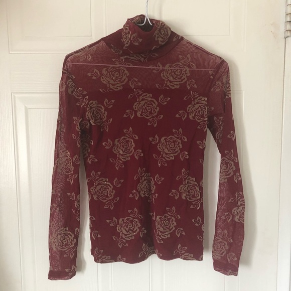 Sparkly Long-sleeve Mesh Rose top - Picture 4 of 12